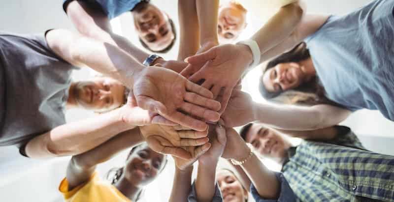 Membangun Komunitas di Social Media